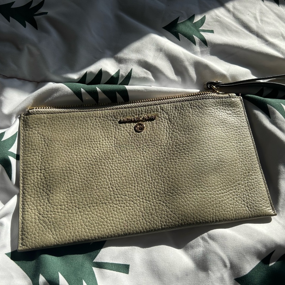 Michael Kors large clutch pebble leather sage